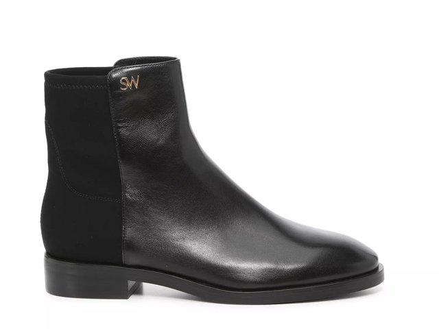 stuart weitzman kye leather bootie