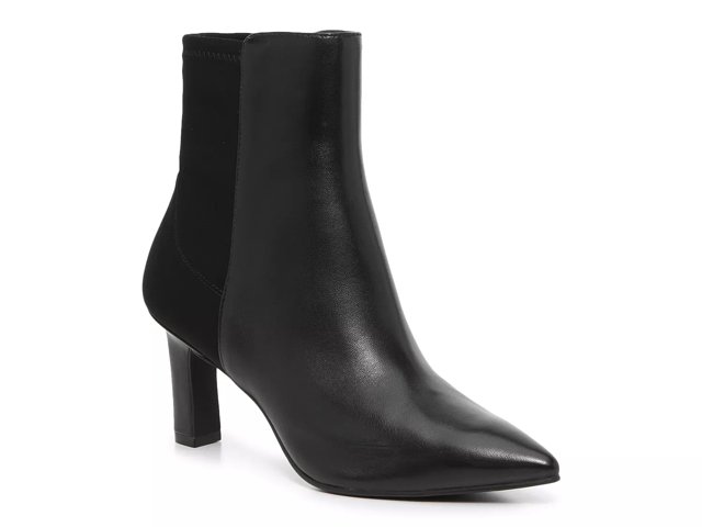 Dsw stuart weitzman store