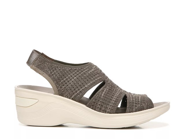 Beezee shoes dsw hotsell