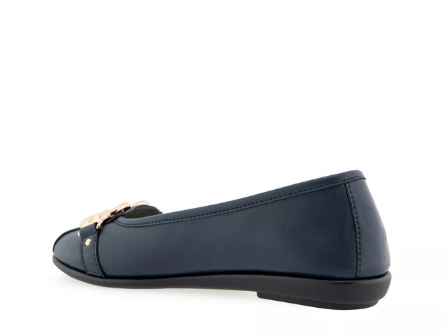Aerosoles shop big bet