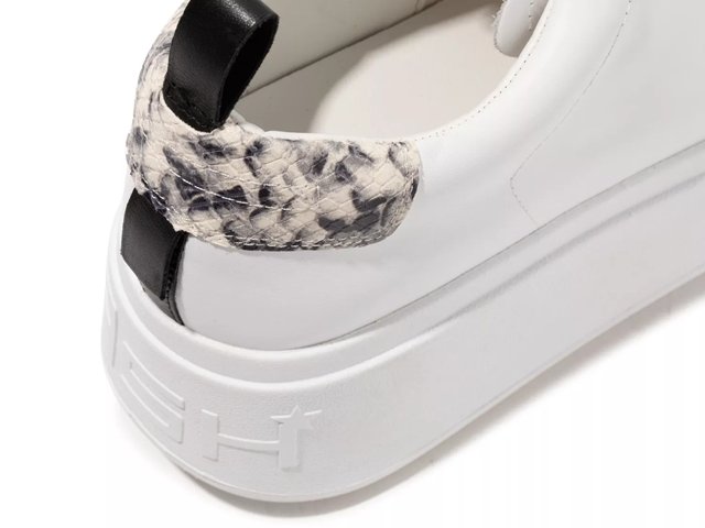 ash moon platform