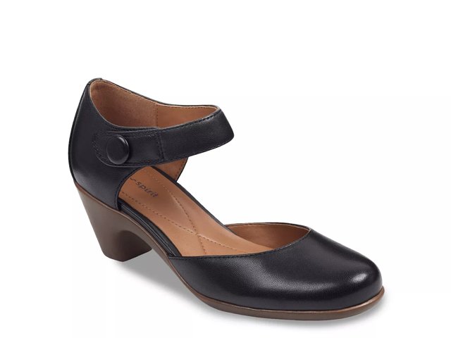 Easy spirit black heels deals