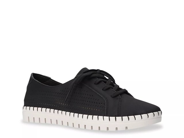 Easy Street Brodie Sneaker
