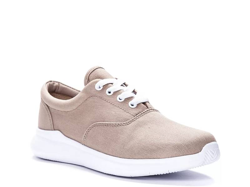 Flicker Sneaker