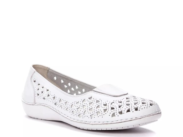 Dsw white hotsell flat shoes