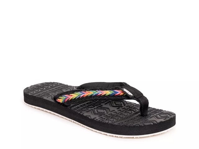 Muk luk flip flops cheap