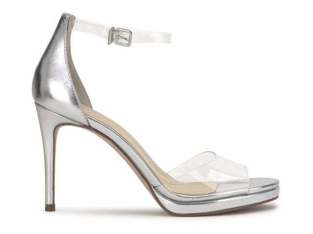 Jessica Simpson Daisile Pump