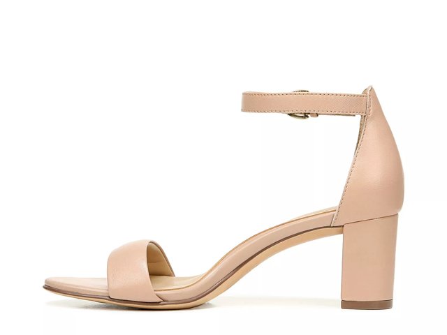 Naturalizer Vera Sandal
