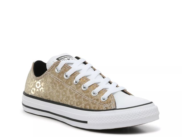 Chuck taylor ox sneaker hotsell