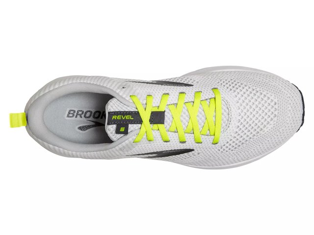 Brooks Revel 5