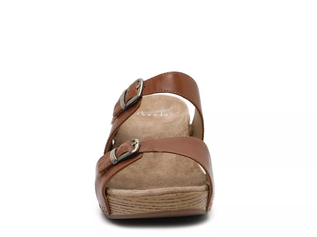 dansko leeann wedge sandals