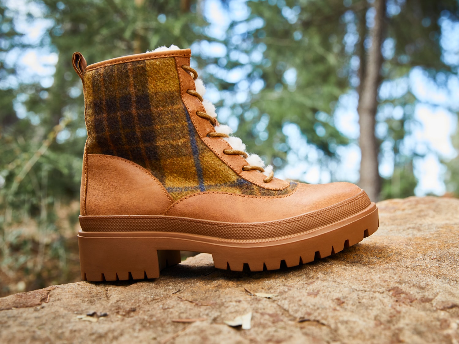 dsw lucky brand boot