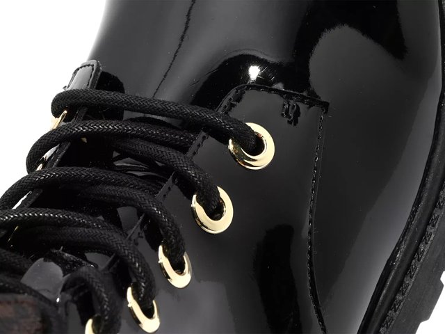Michael kors boots shop size 1