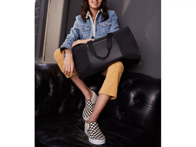 Dsw weekender sales