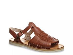 Bearpaw on sale sandals canada