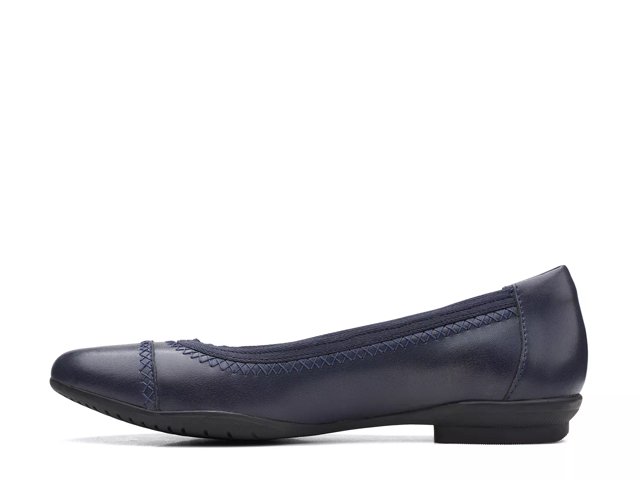 Clarks Sara Bay Ballet Flat