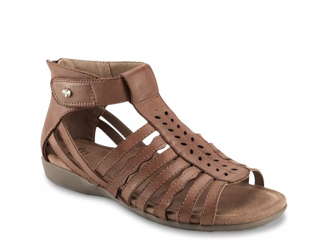 Earth origins leather gladiator sandals 2025