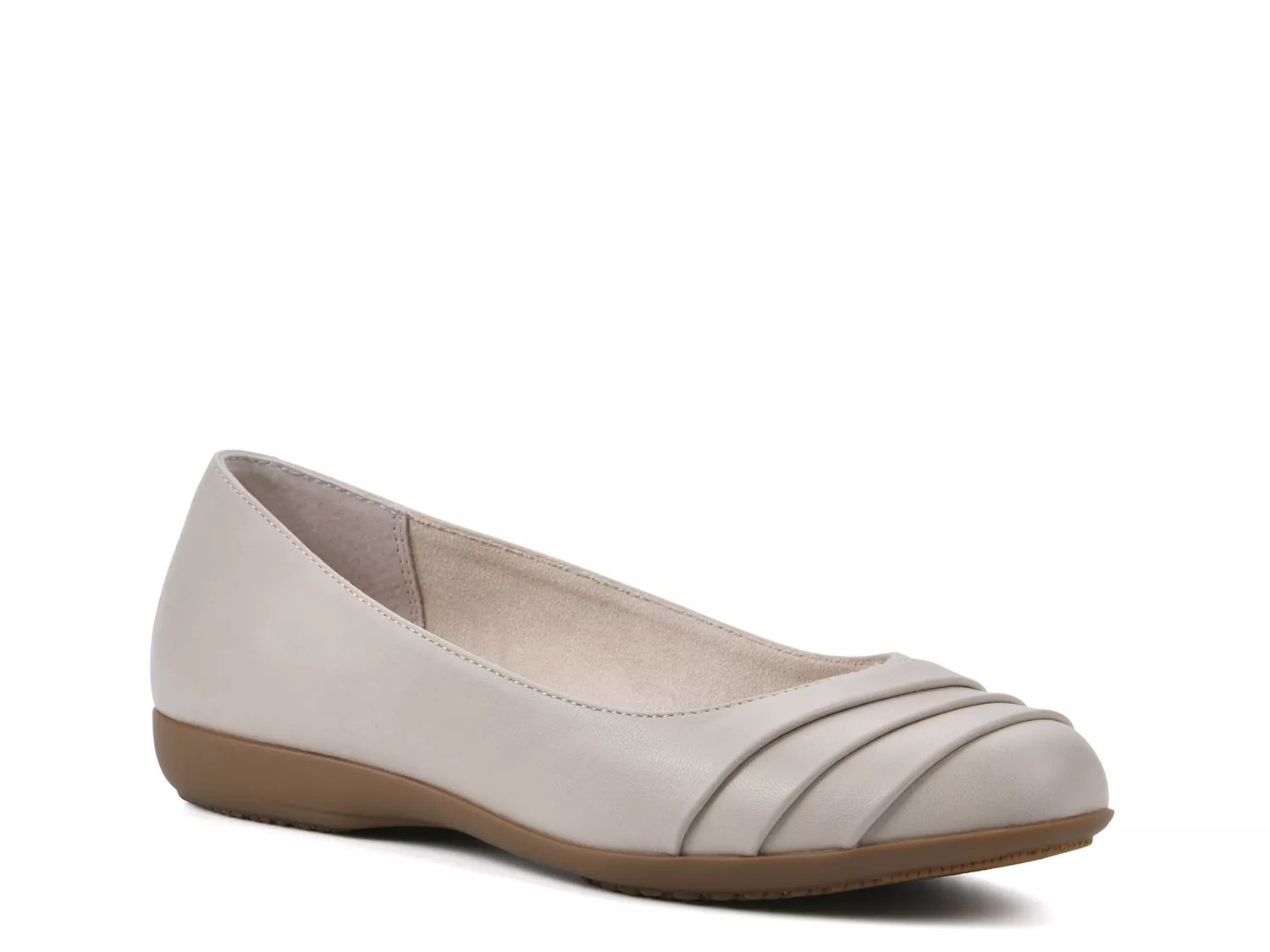 White hot sale mountain flats