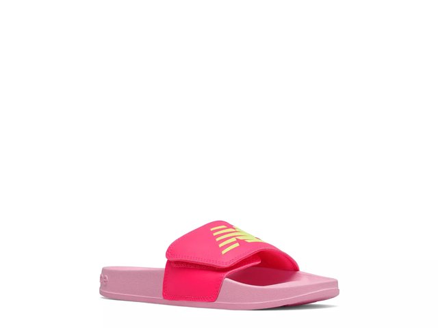 Dsw new balance sandals best sale
