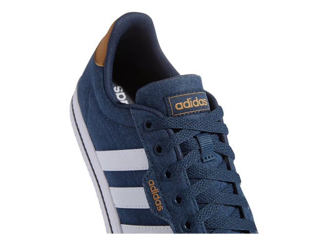 Adidas originals men's daily 2.0 on sale
