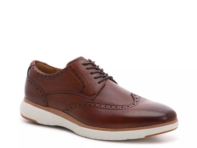 Florsheim Flair Wingtip Oxford