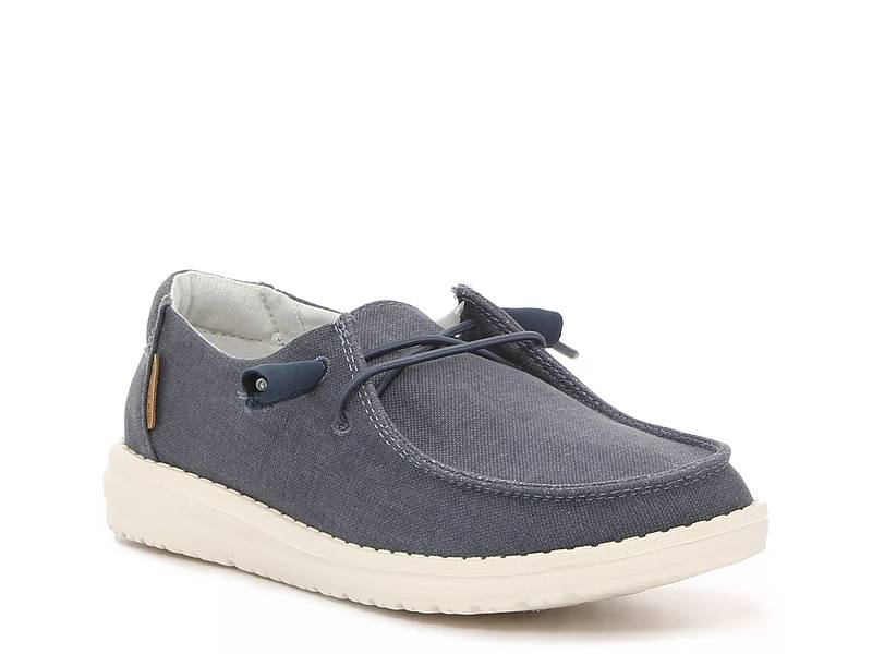 Hey Dude Women's Wendy Chambray Moc Toe Slip-On