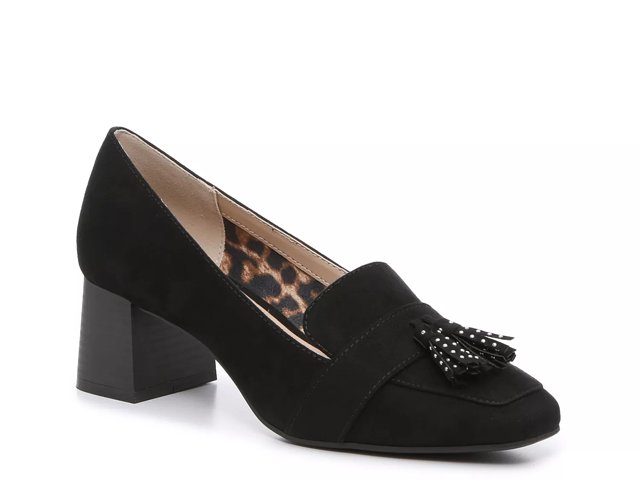 Tassel pumps outlet