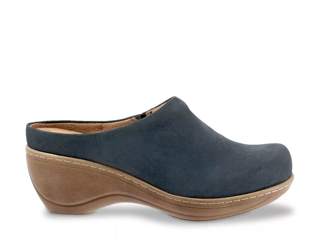 Dsw naot cheap