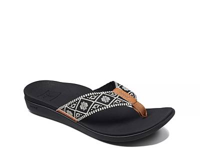 Reef ortho discount flip flops womens