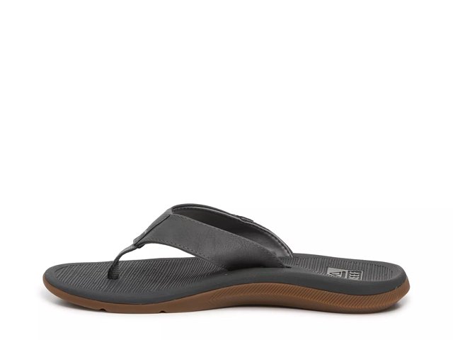 Reef flip flops men deals