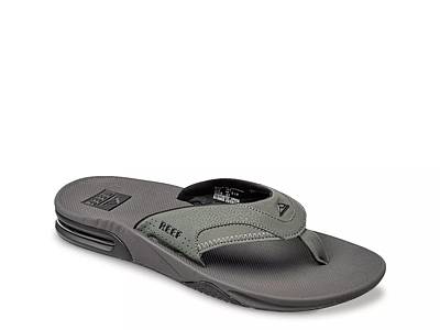 Dsw mens best sale reef flip flops