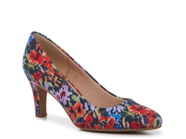 Kelly & Katie Genna Pump - Free Shipping | DSW