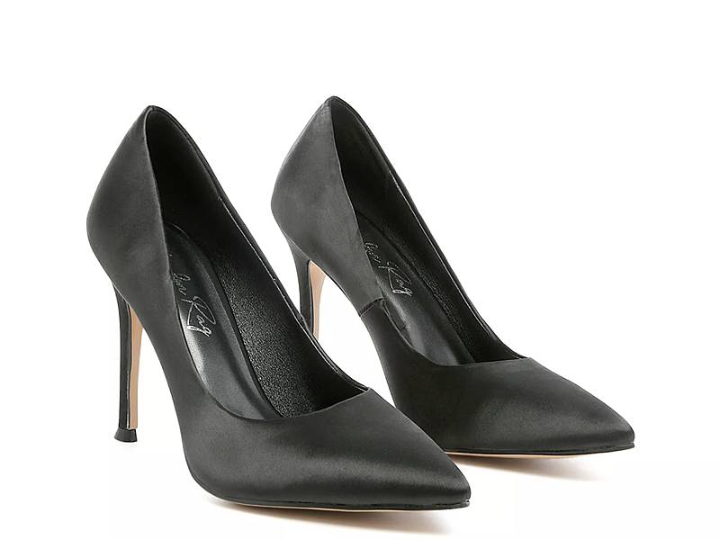 Valentino by Mario Valentino Clara Leather Pump