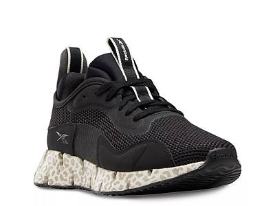 Women's black 2025 reebok zigs