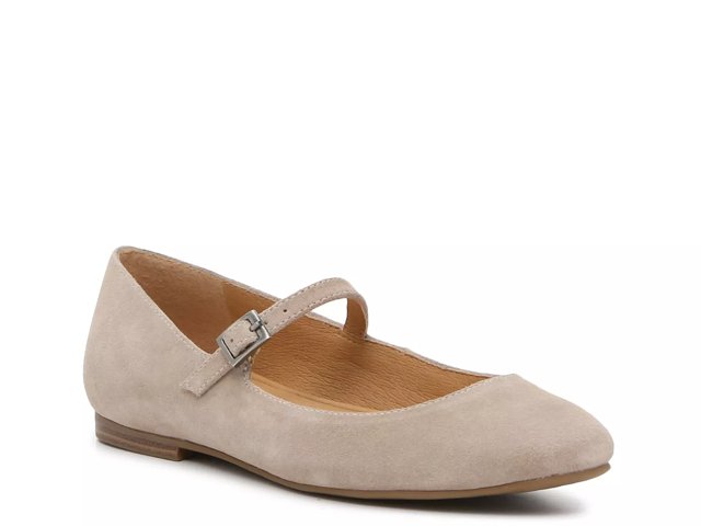 Crown vintage cheap flats