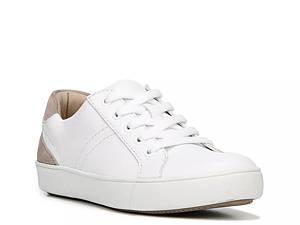 Naturalizer on sale leather sneakers