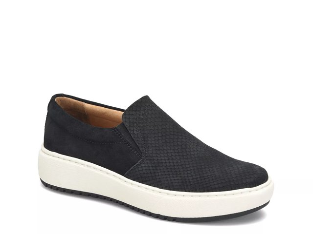 Sofft slip on sneaker top