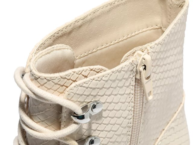 Mia dsw outlet