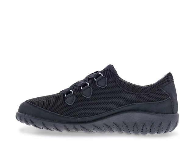 Drew Shine Barefoot Freedom Sneaker