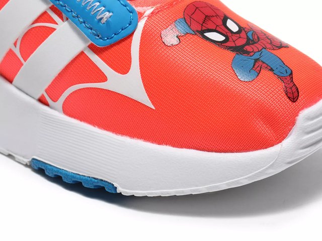 Toddler vans slip-on spider-man skate hot sale shoe