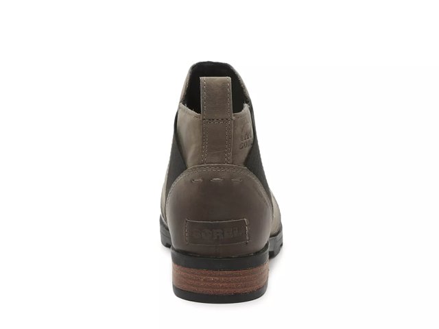 Sorel emelie cattail 2025