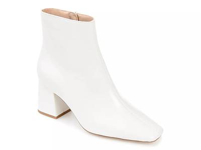 Dsw 2025 white booties