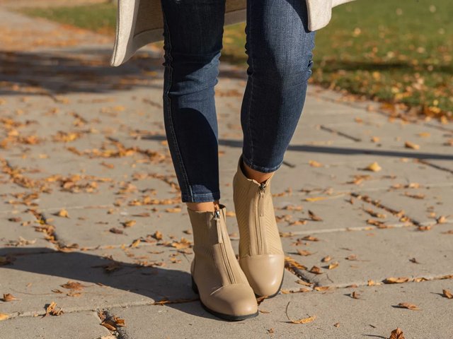 Journee collection boots dsw hotsell