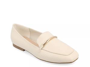 Dsw store white loafers