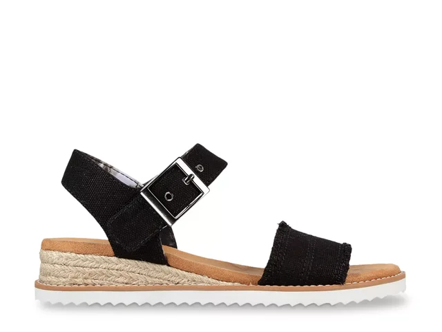  Women's Desert Kiss-Stretch Quarter Strap Sandal Flat