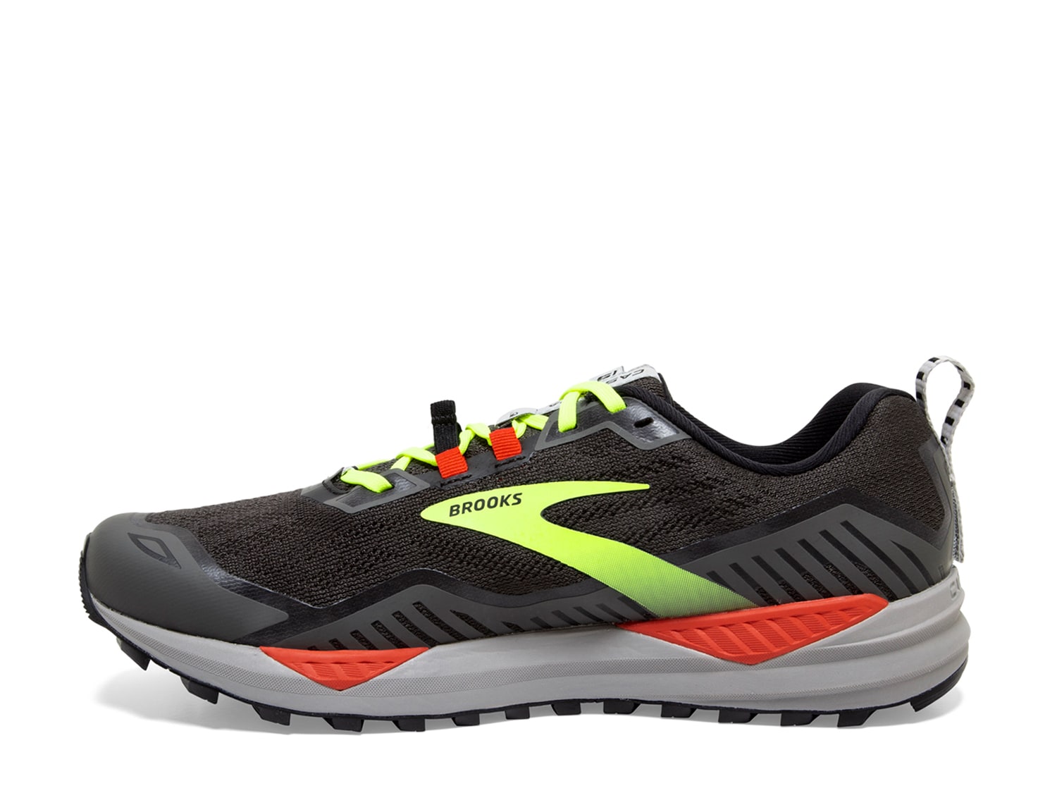 dsw trail shoes