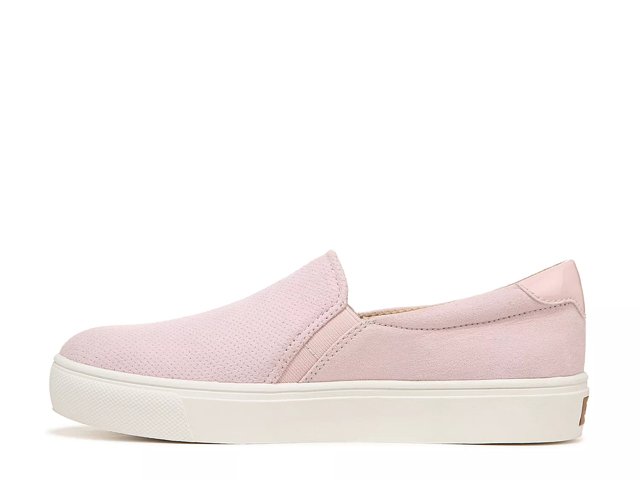 nova slip on sneaker