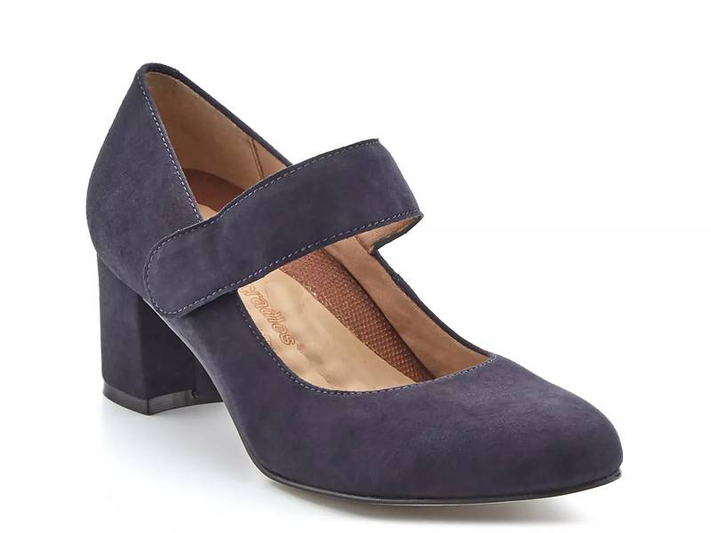 dsw low block heel