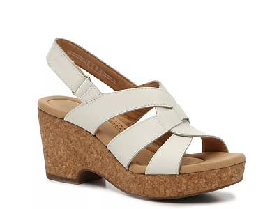 dsw clarks sandals
