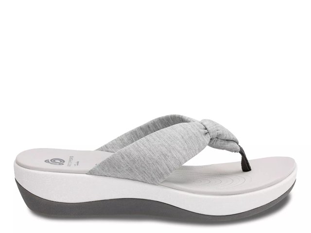 Clarks arla glison flip flops hot sale